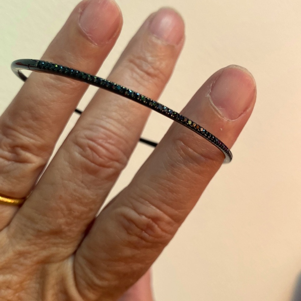 Bony Levy skinny stackable Black Diamond Bangle